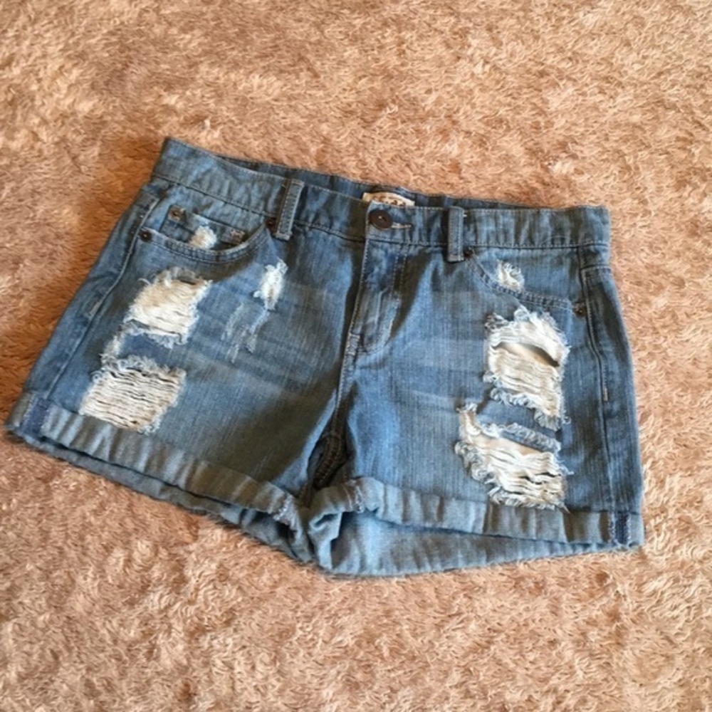 MUDD Jean Ladies Shorts - size Junior 7